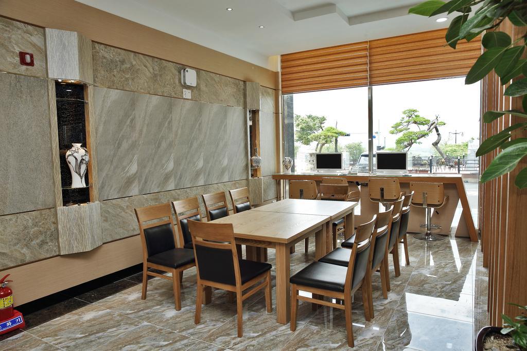 Arisu Gyeongju Hotel Exterior photo
